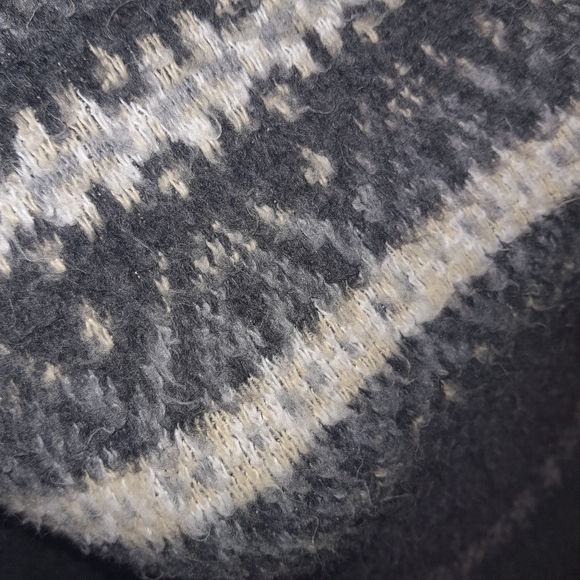 ITS OUR TIME Womens Acrylic Knit Sweater Medium Gray Woven - Picture 6 of 11